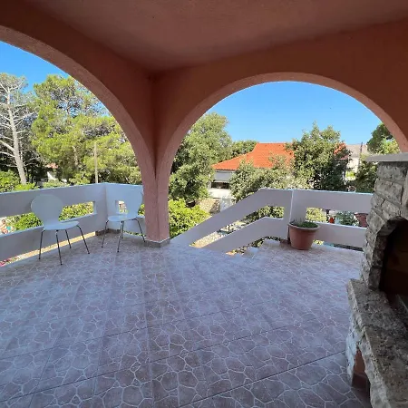 House By Pag Tours Šimuni