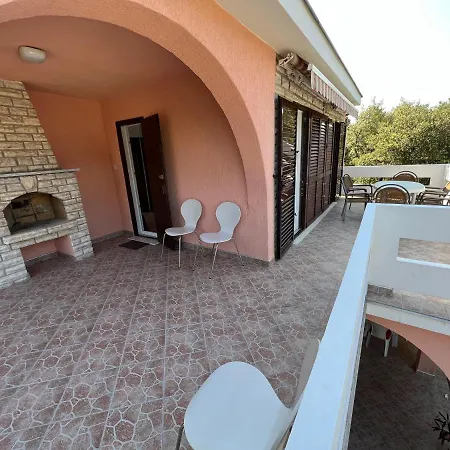 House By Pag Tours *